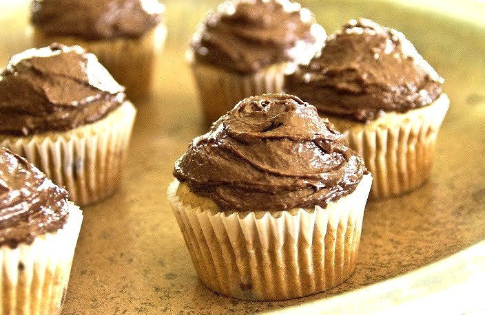 Chocolate Chip Cookie Cupcakes With Chocolate Frosting