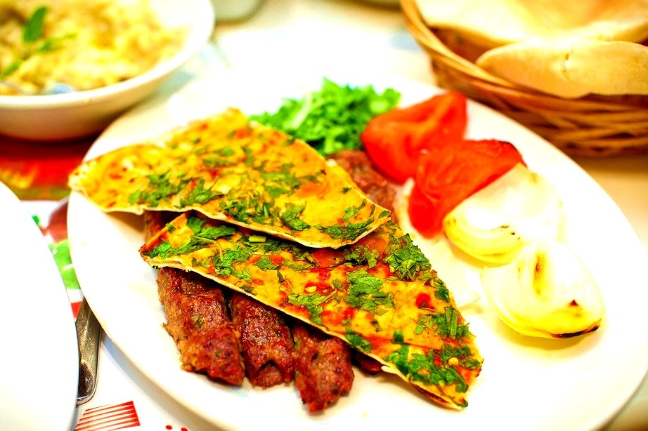 Lebanese kebab (by Elyes)