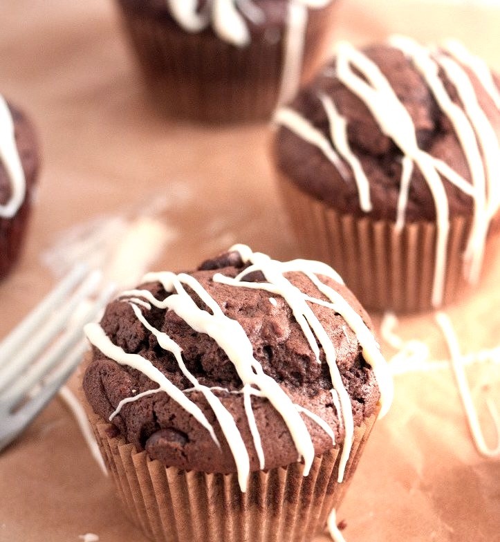 Triple Chocolate Chip Muffin Recipe (x)