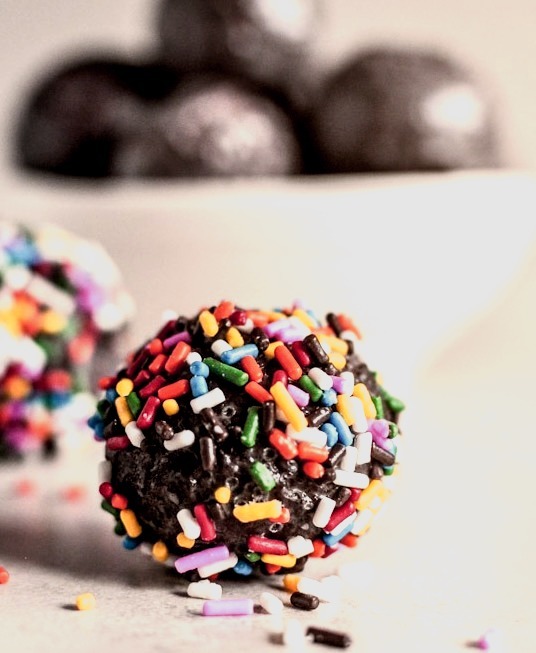 Recipe: Glazed & Sprinkled Chocolate Cake Donut Holes
