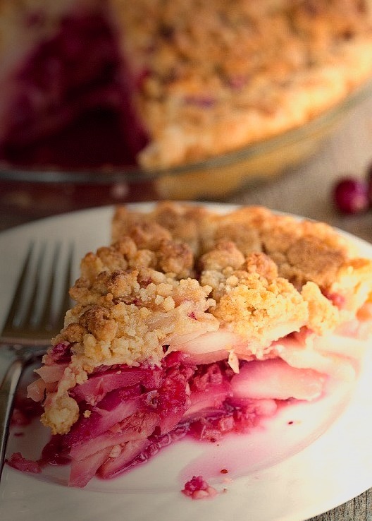 (Cranberry-Ginger Pear Pie)