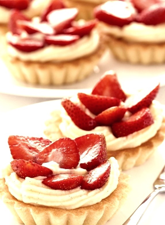 Tartlets With Cream And Strawberries