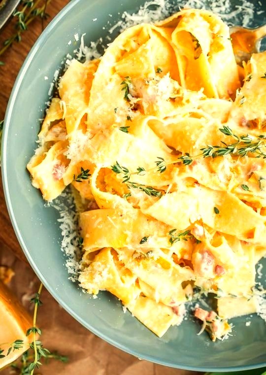 Creamy Leek and Pancetta Pappardelle (Via http